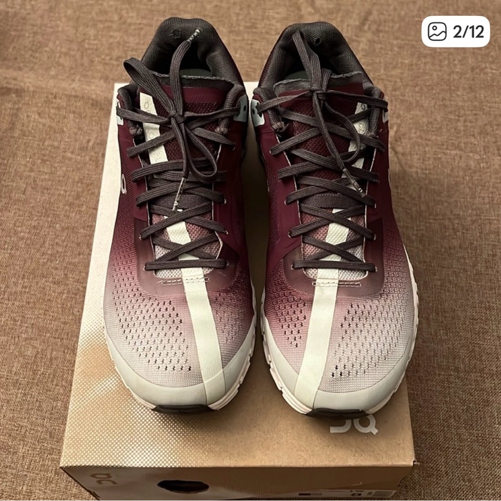 On Running Women's Gradient Burgundy to Light Pink Running Shoes
